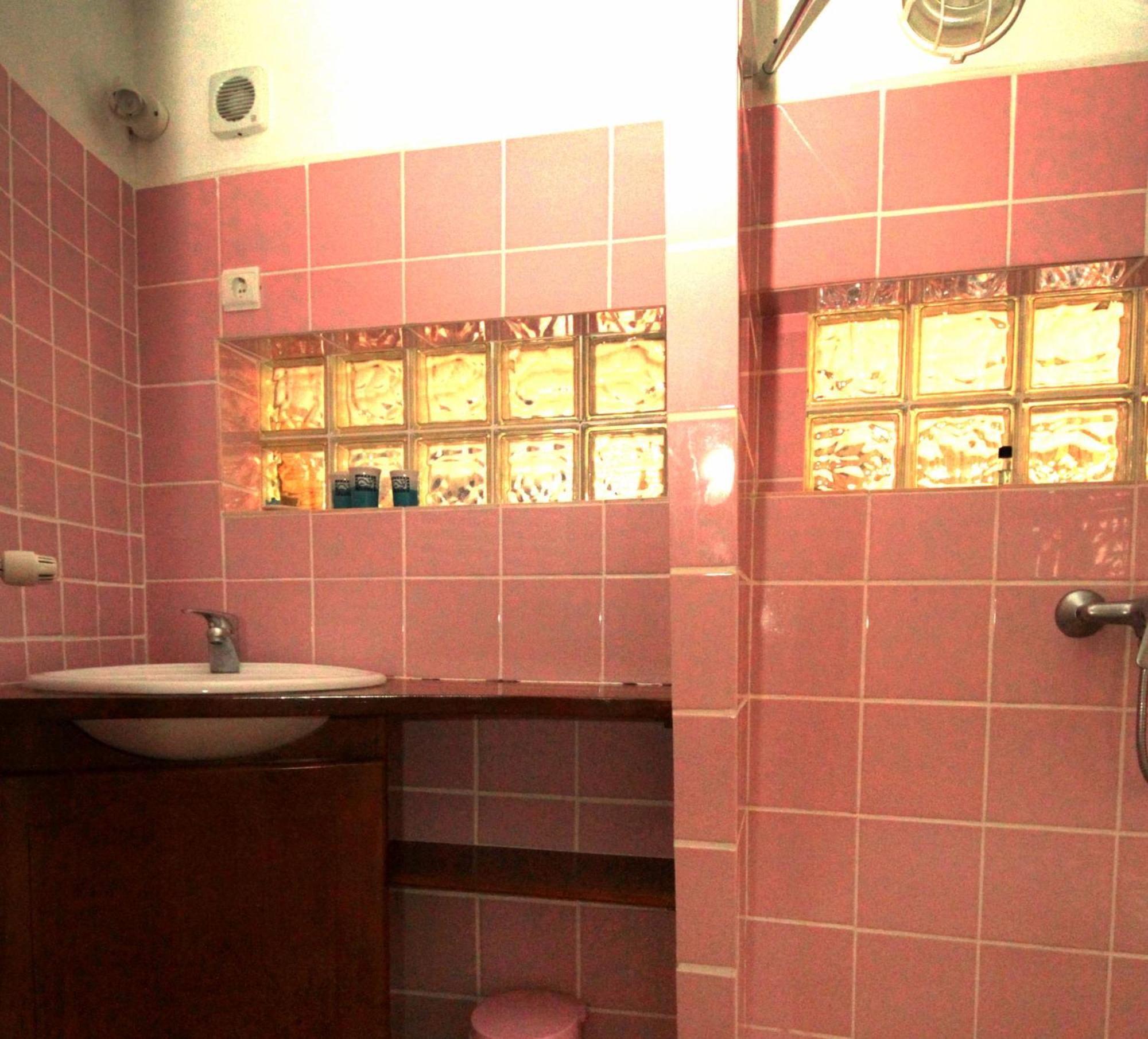 Casa 3 Aguias Panzió Aveiro Szoba fotó